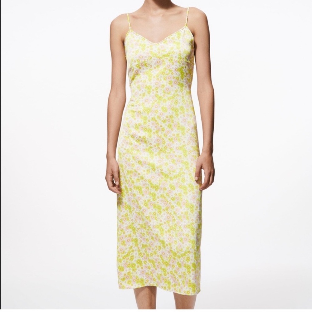 Zara retro Style Green Floral open back  satin effect slip Dress